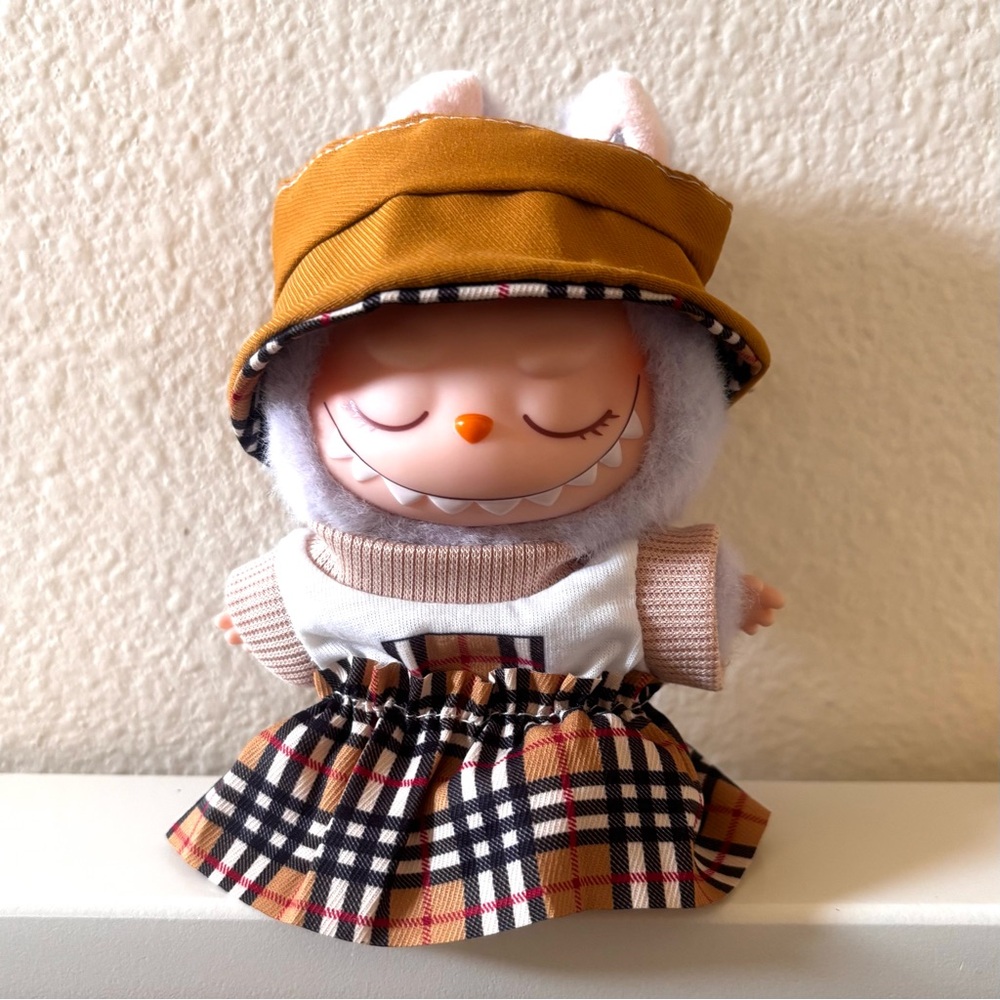 Labubu Clothes & Outfit Set（dolls not included）